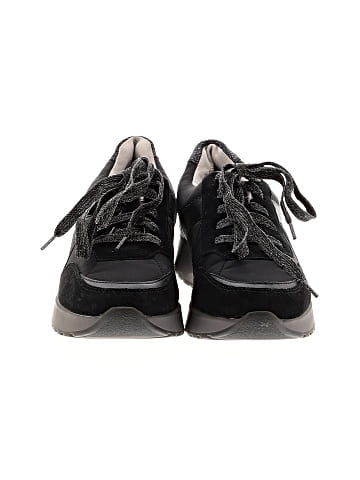 Munro American Sneakers (view 2)