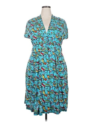 Emily and Fin Casual Dress (view 1)