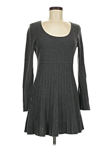 Daisy Fuentes Casual Dress (view 1)