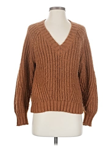 American Eagle Outfitters Pullover Sweater (view 1)