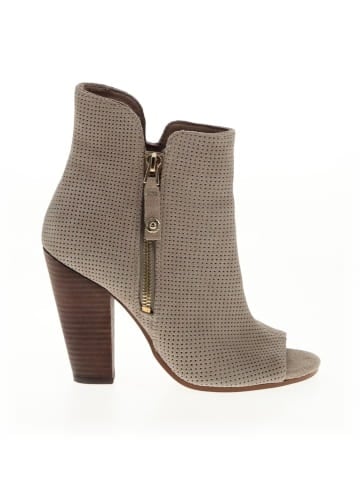 Guess Heels (view 1)