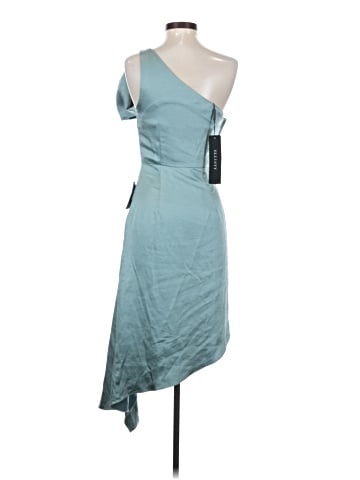 Elliatt Cocktail Dress (view 2)