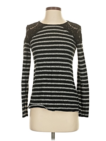 Gap Outlet Long Sleeve T-Shirt (view 1)