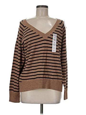 Old Navy Pullover Sweater (view 1)