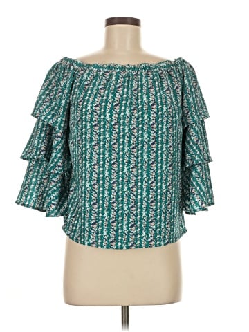 Romeo & Juliet Couture 3/4 Sleeve Blouse (view 1)