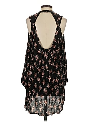 Angie Sleeveless Top (view 2)