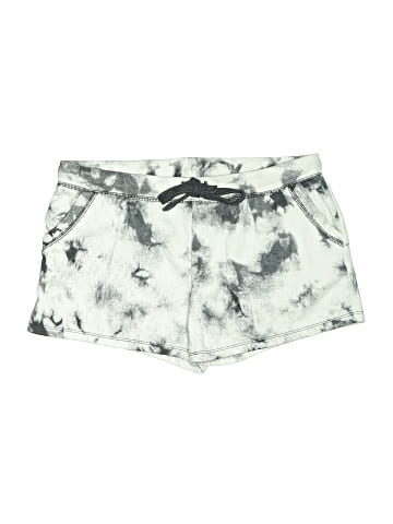 Others Follow Shorts (view 1)