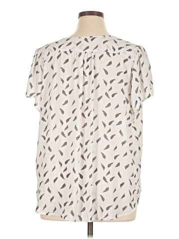 Fun2Fun Short Sleeve Blouse (view 2)