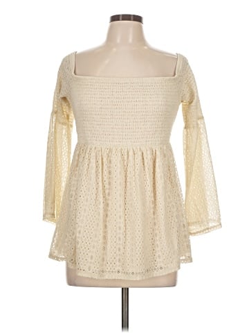 Torrid 3/4 Sleeve Blouse (view 1)