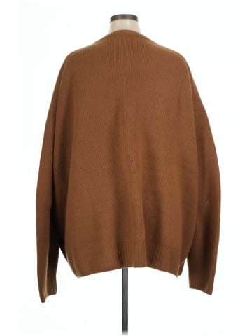 RECTO Pullover Sweater (view 2)