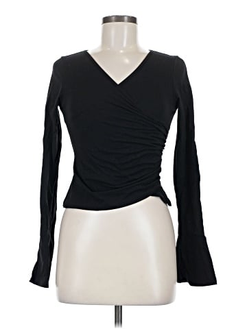 PrettyLittleThing Long Sleeve Top (view 1)