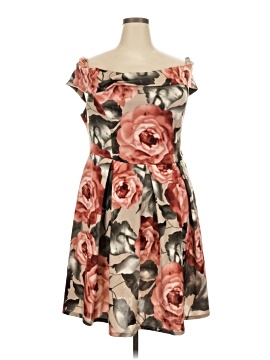 Charlotte Russe Plus-Size Clothing On Sale Up To 90% Off Retail | ThredUp