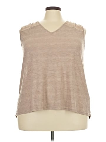Weekend Suzanne Betro Sleeveless Top (view 1)