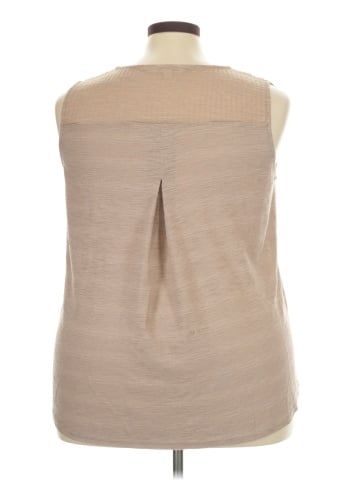 Weekend Suzanne Betro Sleeveless Top (view 2)