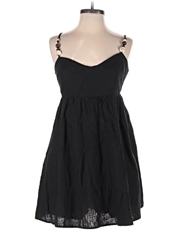 Abercrombie & Fitch Cocktail Dress (view 1)