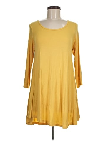 Larace Casual Dress (view 1)