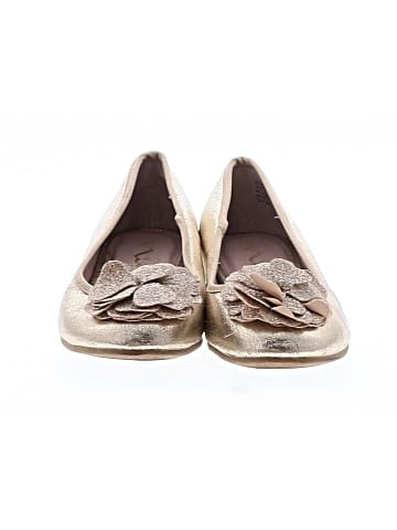 Nina Flats (view 2)