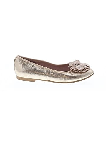 Nina Flats (view 1)
