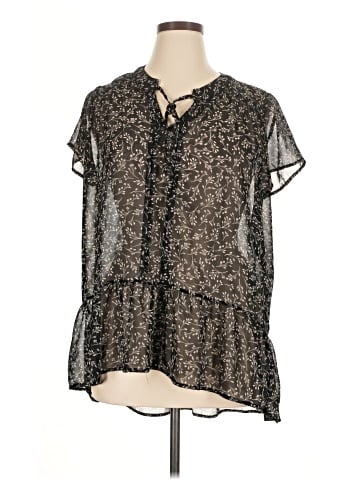 Everleigh Short Sleeve Blouse (view 1)