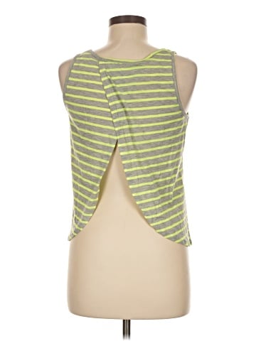Tea n Rose Sleeveless T-Shirt (view 2)