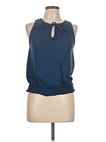 W5 Sleeveless Blouse (view 1)