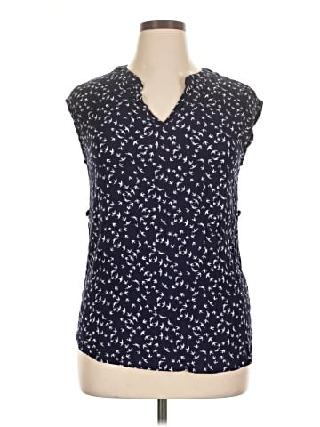 Le Lis Sleeveless Blouse (view 1)
