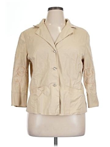 Spanner 3/4 Sleeve Button-Down Shirt (view 1)