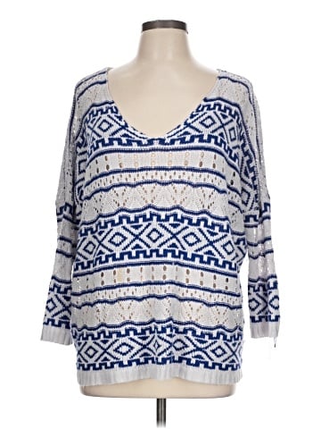 Fate Pullover Sweater (view 1)