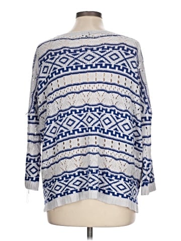 Fate Pullover Sweater (view 2)