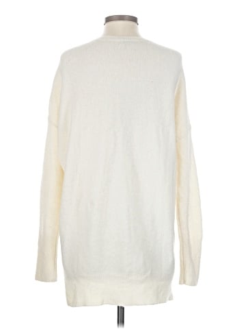 Cremieux Pullover Sweater (view 2)