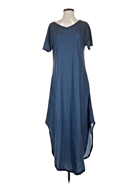 Just Fashion Now Women's Dresses On Sale Up To 90% Off Retail | ThredUp