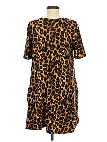 Agnes & Dora Casual Dress (view 2)