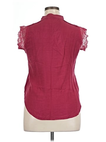 Amaryllis Short Sleeve Blouse (view 2)