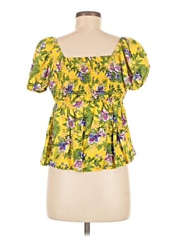 Iky & Me Short Sleeve Blouse (view 2)