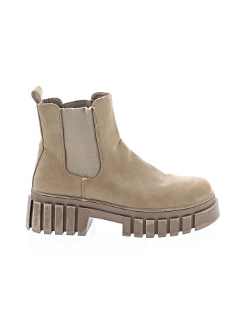 Mia Boots (view 1)