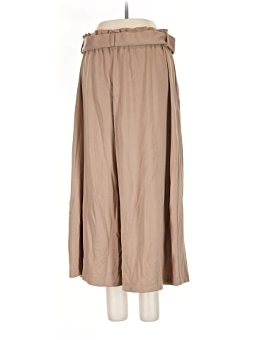 Uniqlo Khakis (view 2)