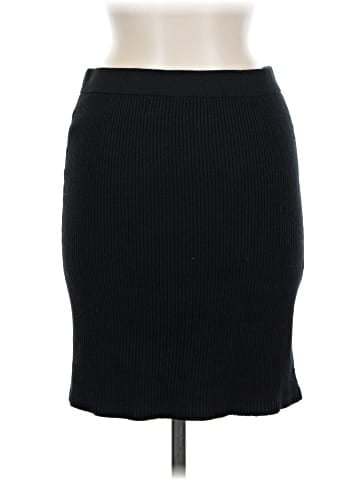 Old Navy Casual Skirt (view 2)