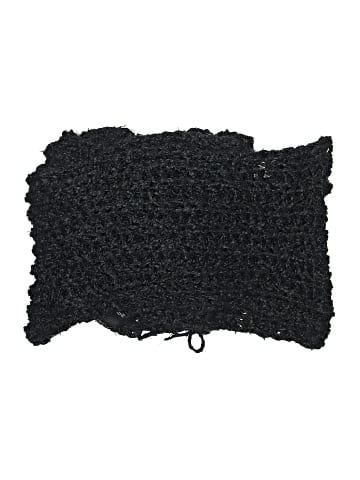 Marcus Adler Scarf (view 2)