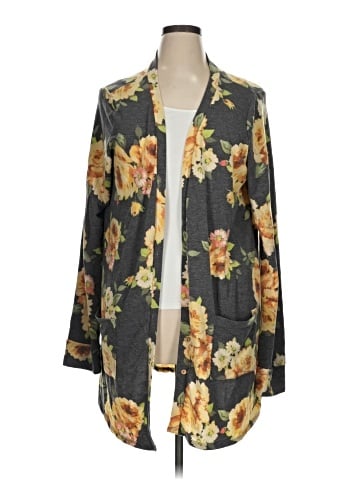 Agnes & Dora Cardigan (view 1)
