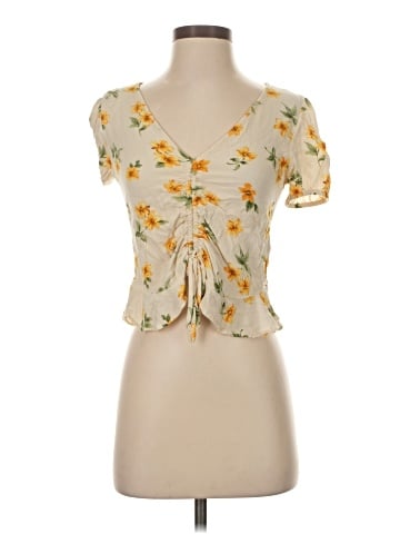 American Eagle Outfitters Short Sleeve Blouse (view 1)