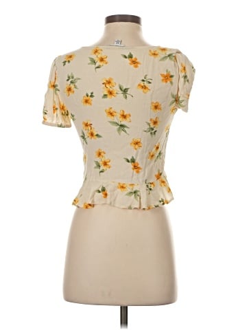 American Eagle Outfitters Short Sleeve Blouse (view 2)