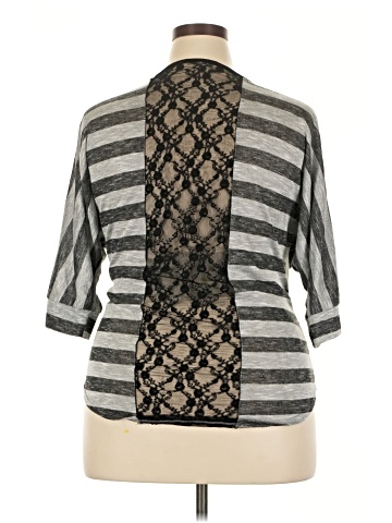 Kika Short Sleeve Top (view 2)
