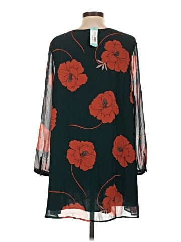 Cupcakes & Cashmere Casual Dress (view 2)