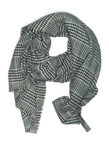 Zara Scarf (view 1)