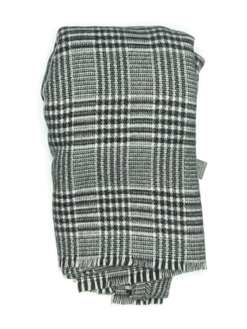 Zara Scarf (view 2)