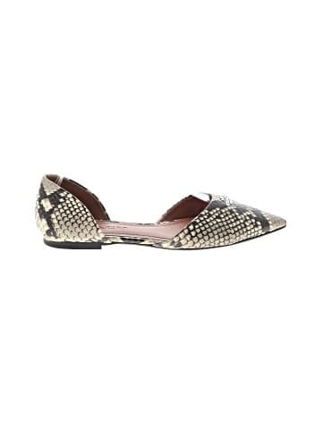 Coach Flats (view 1)
