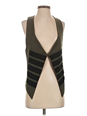 Elizabeth and James Vest (view 1)