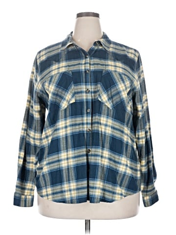 Maurices Long Sleeve Button-Down Shirt (view 1)