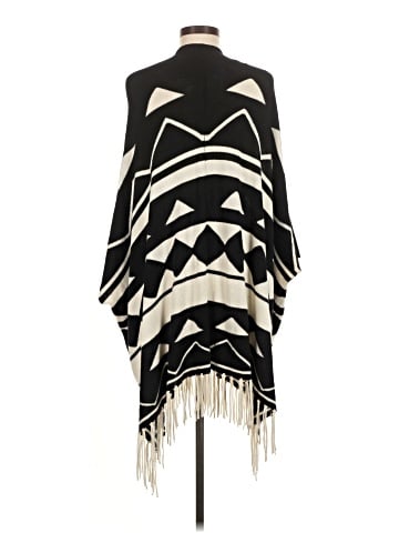 Ella Moss Poncho (view 2)