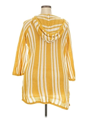 ModCloth Poncho (view 2)